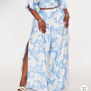 Fashion Nova Blue and White Floral Wide-Leg Pants
